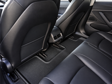 Cargar imagen en el visor de la galería, TESLA MODEL 3 2024+ SEDAN
