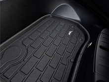 Cargar imagen en el visor de la galería, TESLA MODEL 3 2024+ SEDAN