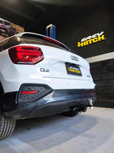 Cargar imagen en el visor de la galería, AUDI Q2 2020-2023 - Tiro de Arrastre Easy Hitch
