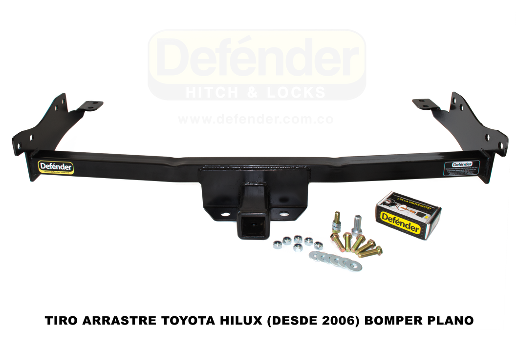 Toyota Hilux (desde 2006) Bomper Plano - Tiro Defender