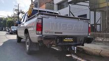 Cargar imagen en el visor de la galería, Nissan Frontier NP300 - 2005-2015 - Tiro Easy Hitch

