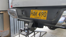 Cargar imagen en el visor de la galería, Mazda BT-50 - 2014-2019 - Profesional - Tiro Easy Hitch
